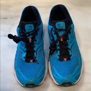 Brooks running shoes ! Men’s. Size 10.5.
